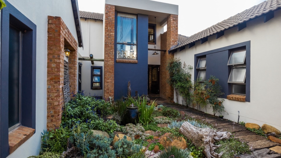 3 Bedroom Property for Sale in The Coves North West